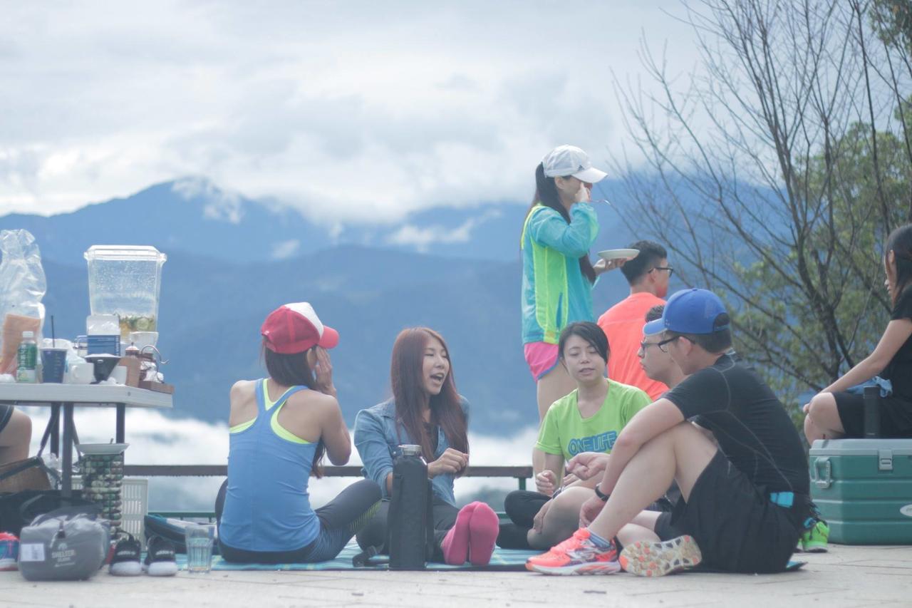 Sun Moon Lake OneLife Hostel Yuchi Exterior foto